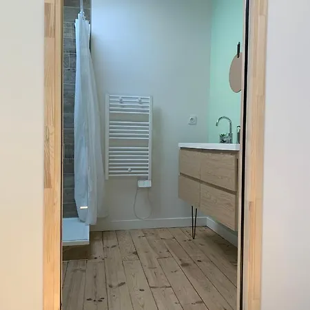 Maison Papillon De Ressourcement * Lusignan-Petit