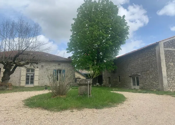 Maison Papillon De Ressourcement Hotel