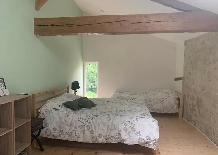 Maison Papillon De Ressourcement 3* Lusignan-Petit